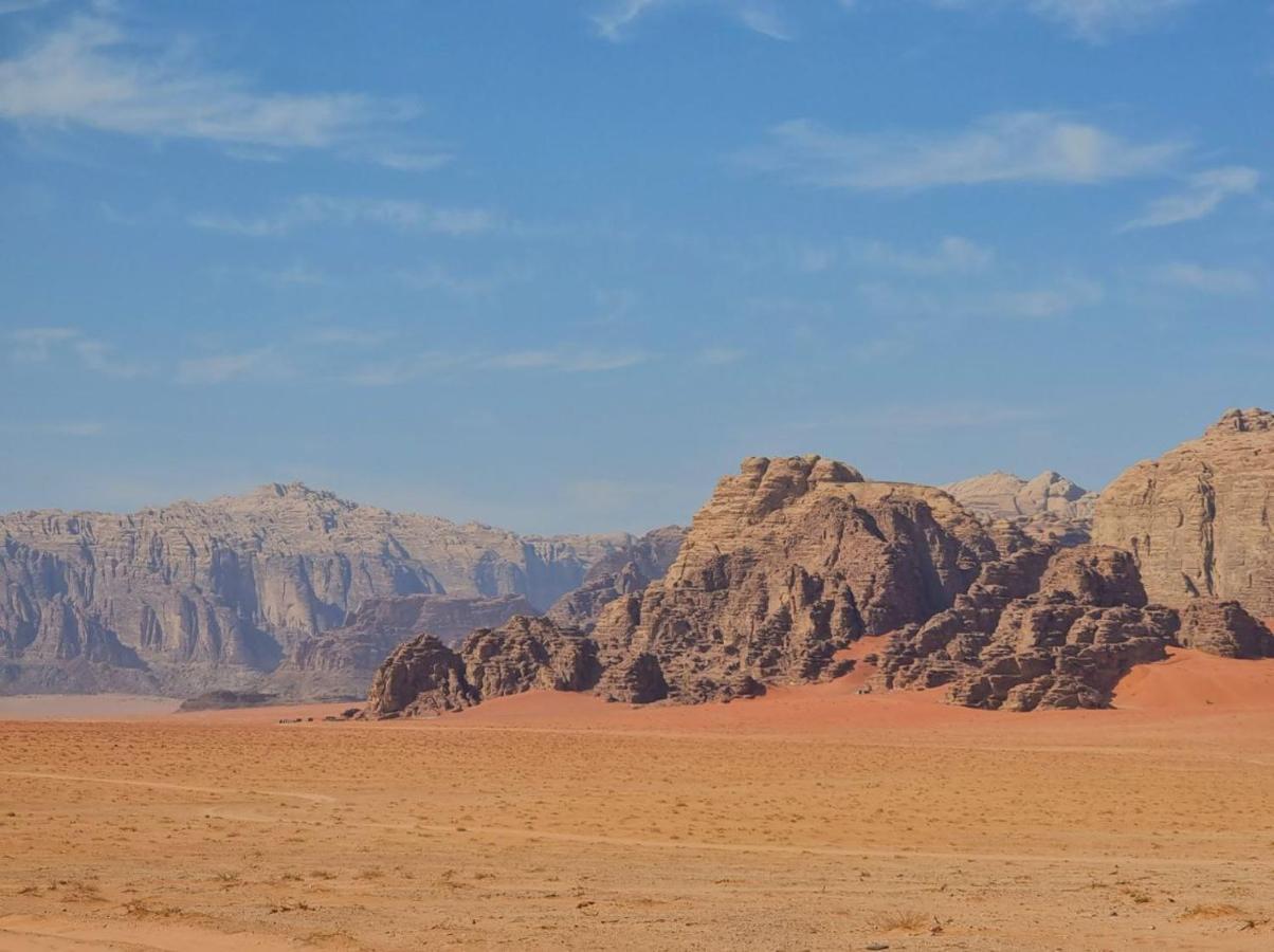 Wadi Rum Oscar Camp ภายนอก รูปภาพ