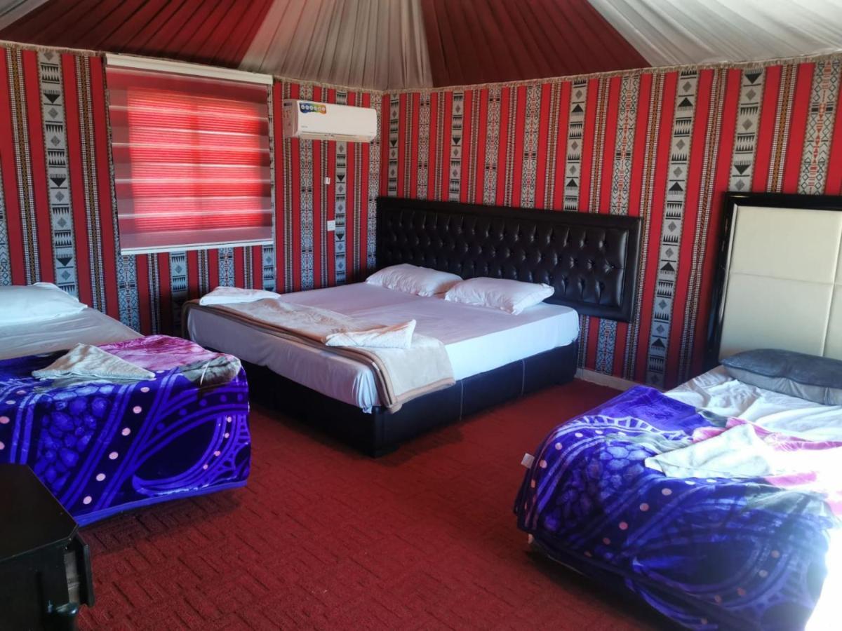 Wadi Rum Oscar Camp ภายนอก รูปภาพ