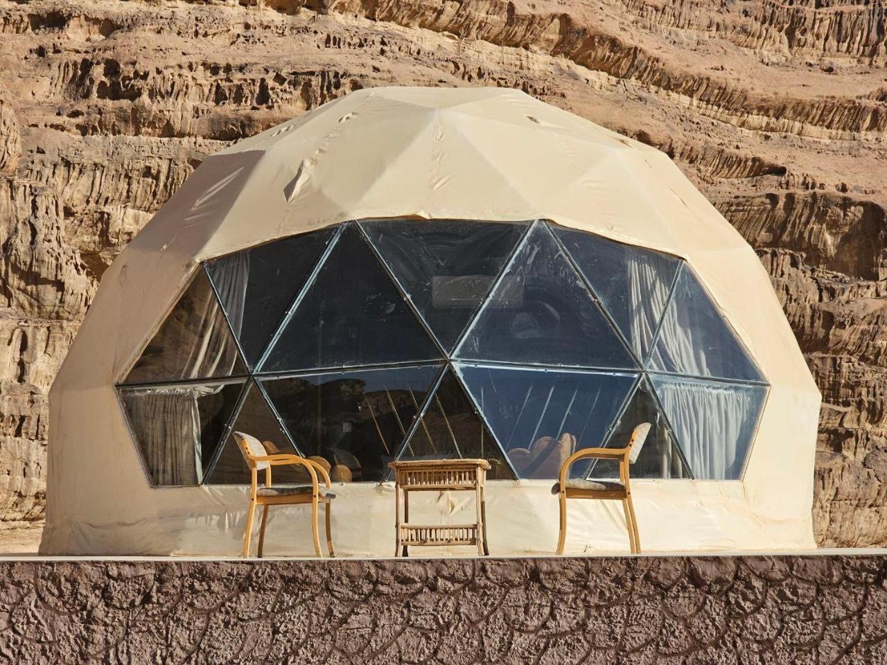 Wadi Rum Oscar Camp ภายนอก รูปภาพ