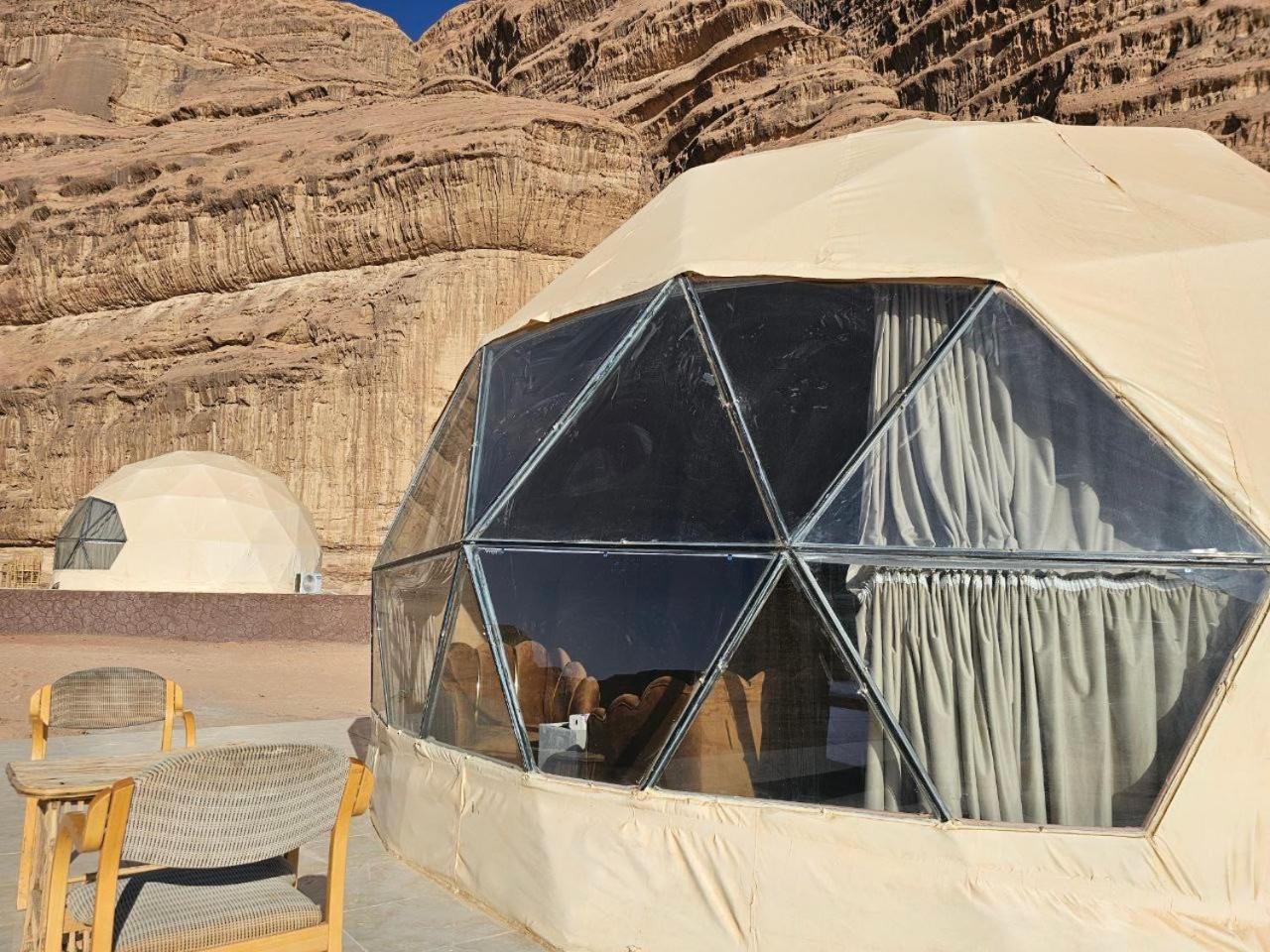 Wadi Rum Oscar Camp ภายนอก รูปภาพ