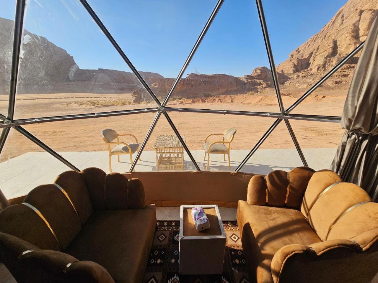 Wadi Rum Oscar Camp ภายนอก รูปภาพ
