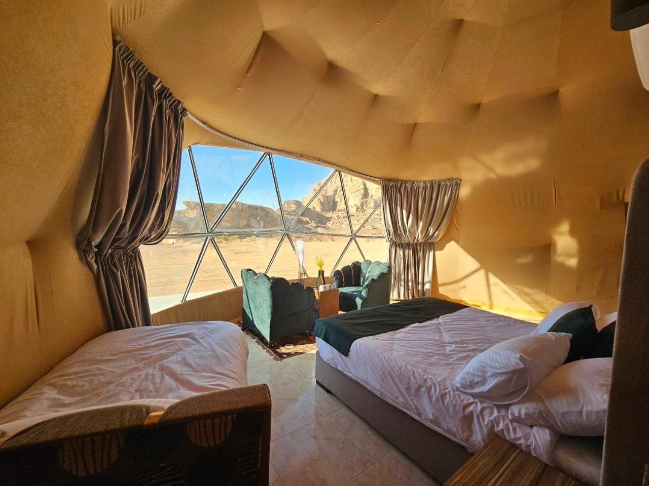 Wadi Rum Oscar Camp ภายนอก รูปภาพ