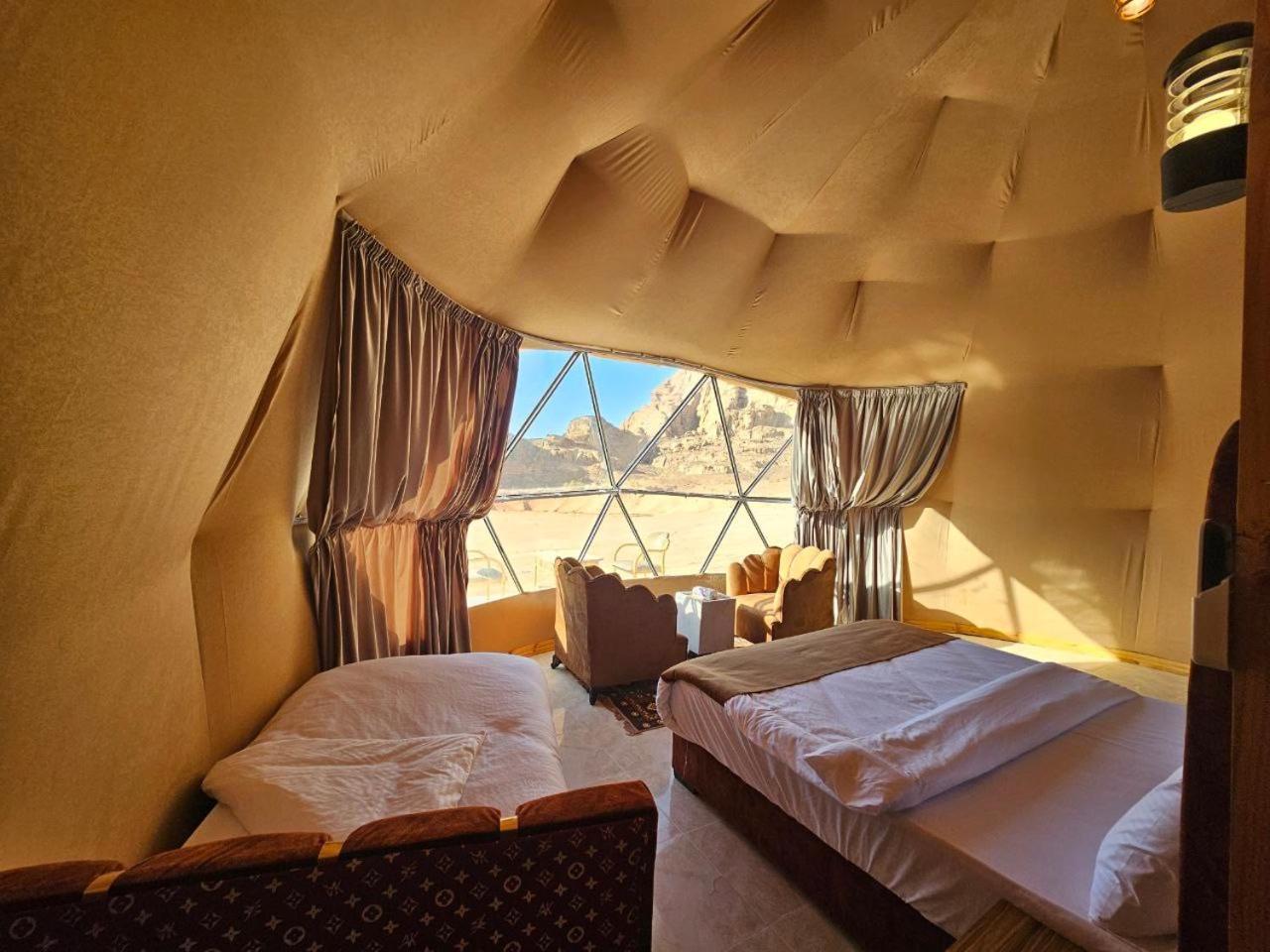 Wadi Rum Oscar Camp ภายนอก รูปภาพ