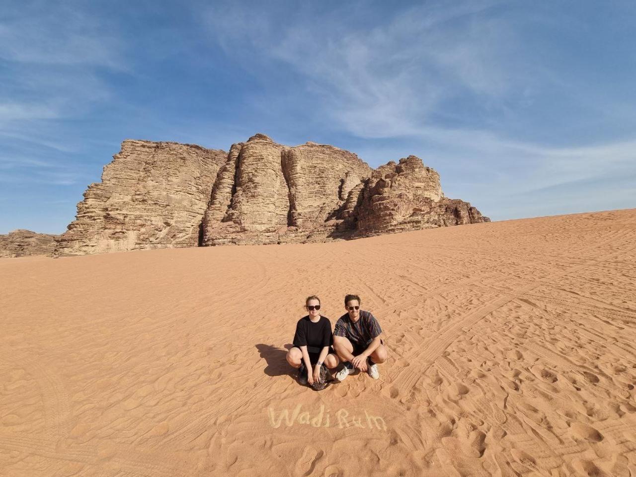Wadi Rum Oscar Camp ภายนอก รูปภาพ
