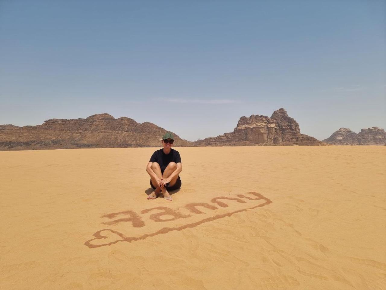 Wadi Rum Oscar Camp ภายนอก รูปภาพ