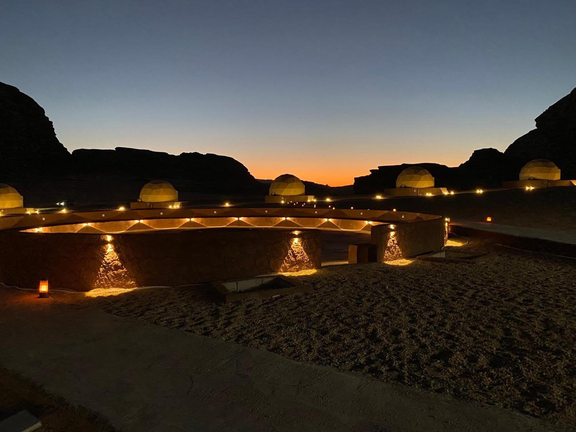 Wadi Rum Oscar Camp ภายนอก รูปภาพ